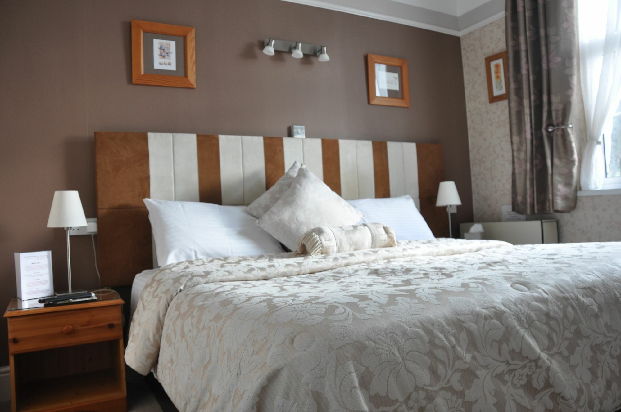 Abbeyfield Vintage Style Boutique B&B Торки Экстерьер фото